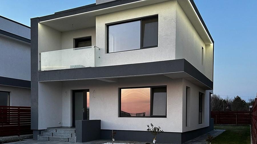 Casă individuală cu 4 camere cu Teren 357 Mp în Mărăcineni