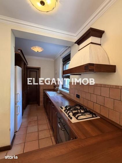 Casă cu 4 camere cu Teren 585 Mp în Corbeanca