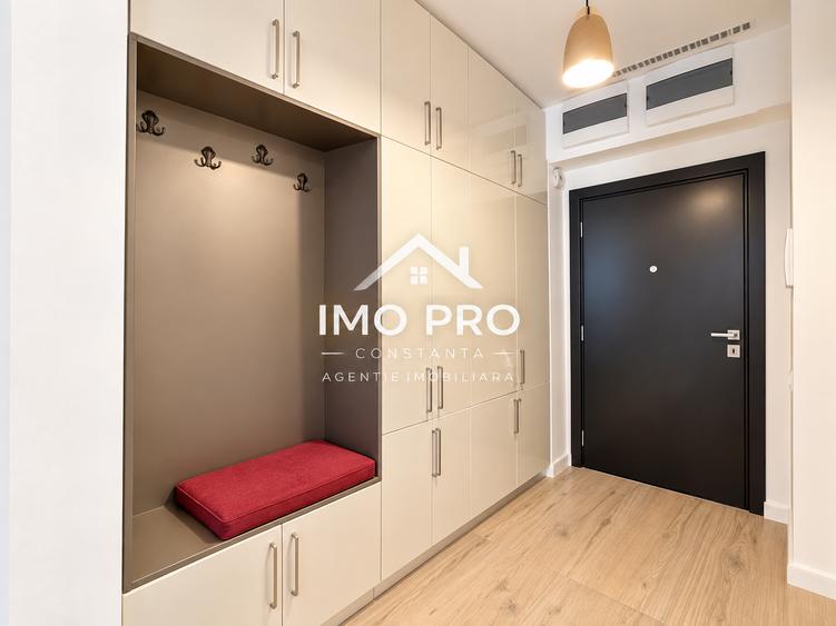 Apartament cu 3 camere decomandat în Faleza Nord