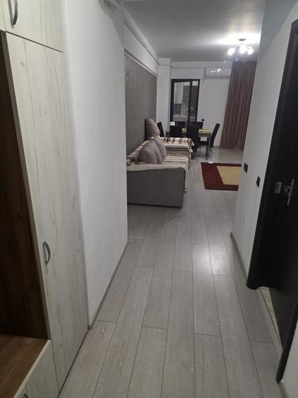 Apartament cu 3 camere decomandat în Ostroveni