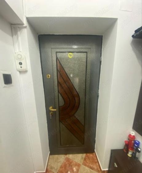 Apartament cu 3 camere semidecomandat, mobilat în 1 Decembrie 1918