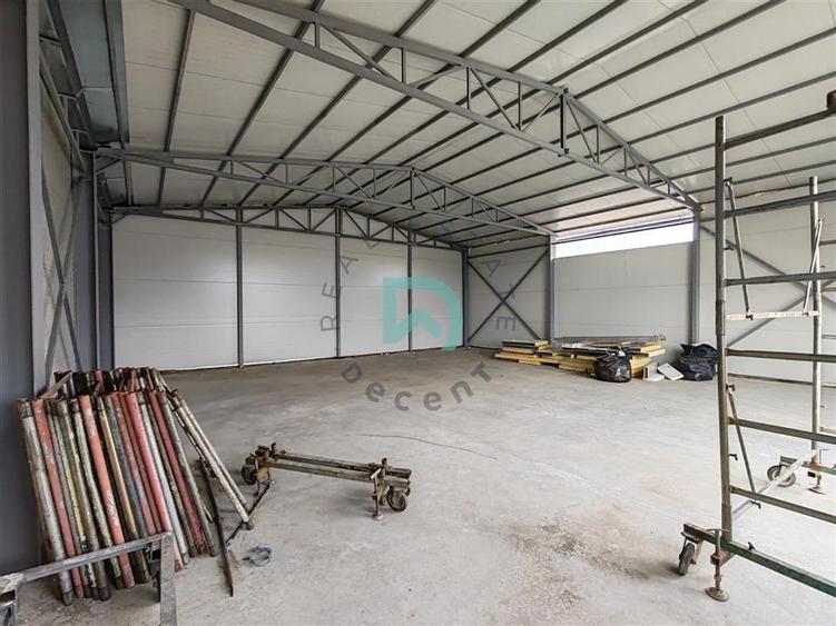Spațiu industrial, de 240 mp, în Bartolomeu