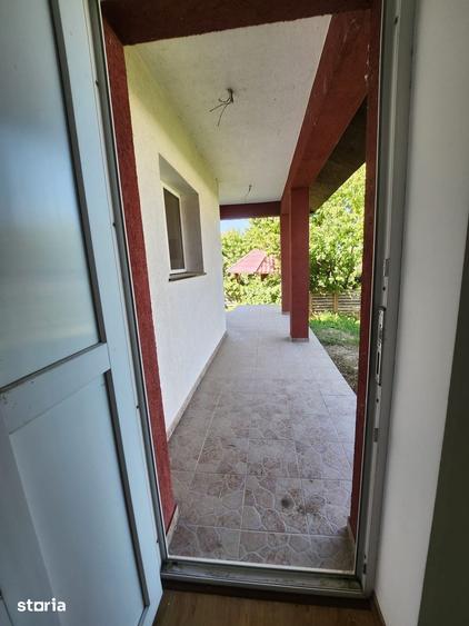 Casă cu 4 camere cu Teren 543 Mp în Ștefănești