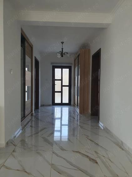 Casă cu 4 camere cu Teren 500 Mp în Sântandrei