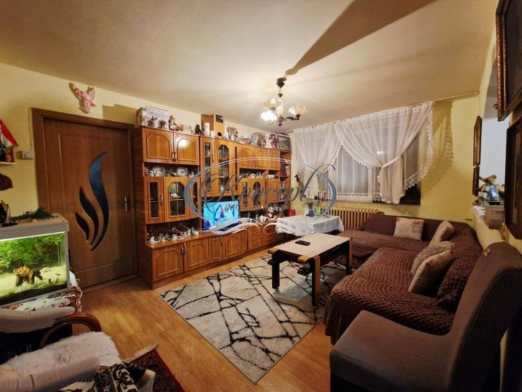 Apartament cu 3 camere semidecomandat, mobilat în Gheorgheni — fotografia 1