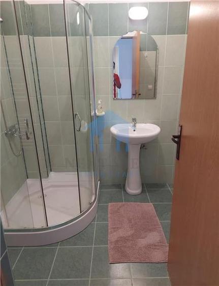 Garsonieră decomandată în Gară