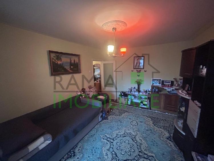Apartament cu 2 camere semidecomandat în Noua