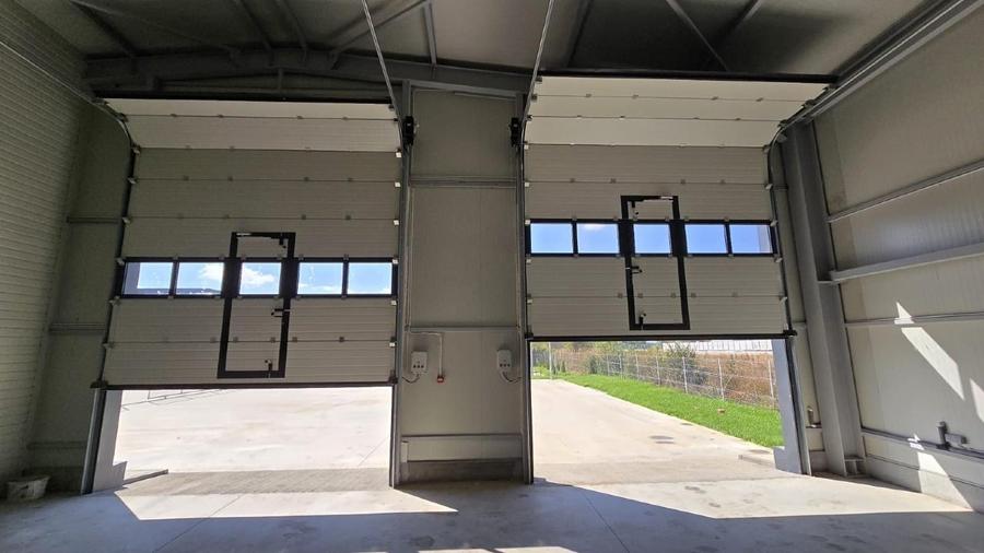 Spațiu industrial, de 432 mp, în Rudeni