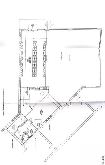 Spațiu comercial, de 267.39999389648 mp, în Florești