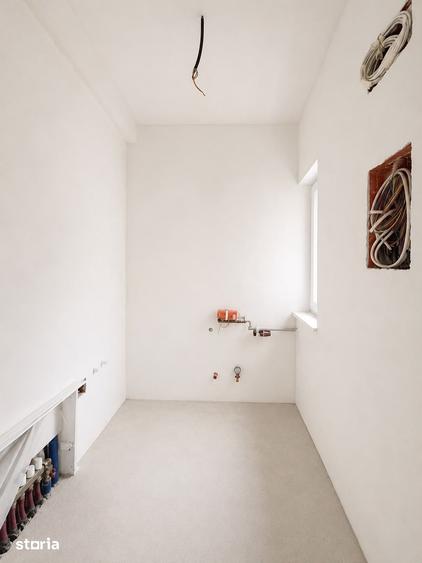 Duplex despartit prin cam. tehnica / Toate utilitatile Comision 0 - 10