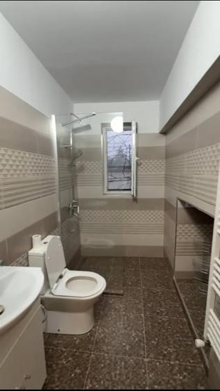 Casă individuală cu 6 camere cu Canalizare în Calea Turzii