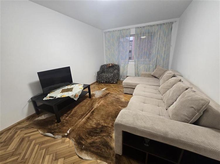 Apartament cu 3 camere decomandat, mobilat în Griviței