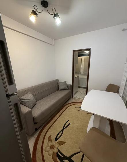 Apartament cu 2 camere, mobilat în Nicolina