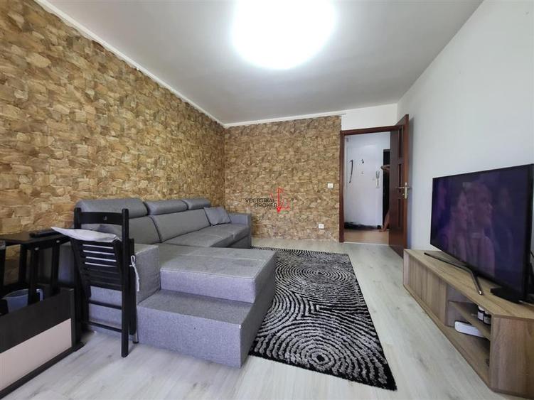 Apartament cu 2 camere decomandat, mobilat în Theodor Pallady