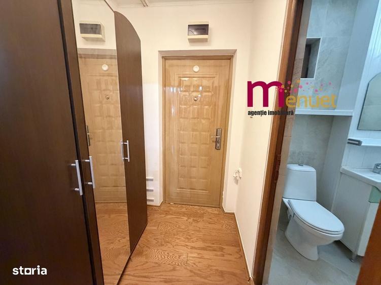 Garsoniera ,str.Pacii,etaj 2 - 6