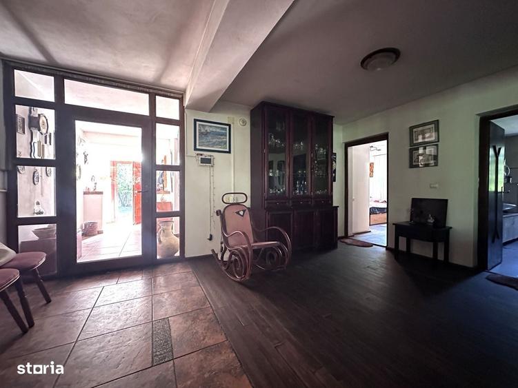Vanzare casa in Pucioasa, Dambovita - 4 camere - teren 5.808 mp - 9