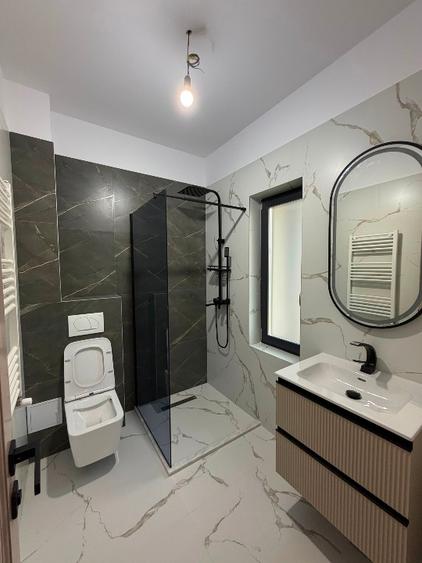 Casă individuală cu 4 camere cu Teren 430 Mp în Bucium