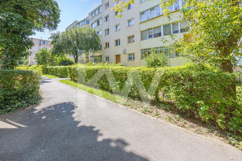 Apartament cu 2 camere decomandat în Astra