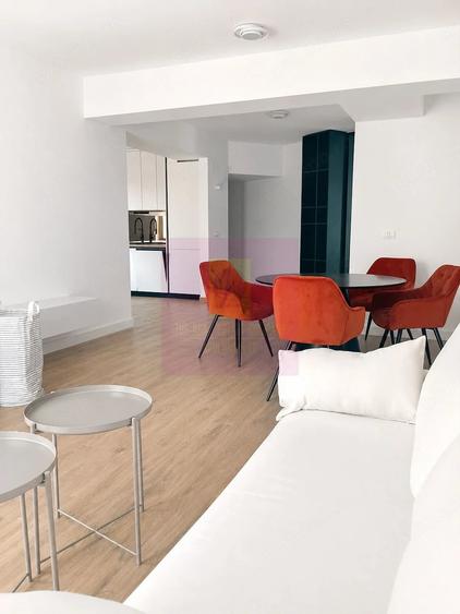 Apartament cu 3 camere decomandat în Armeneasca