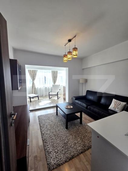 Apartament cu 4 camere decomandat, mobilat în Ultracentral