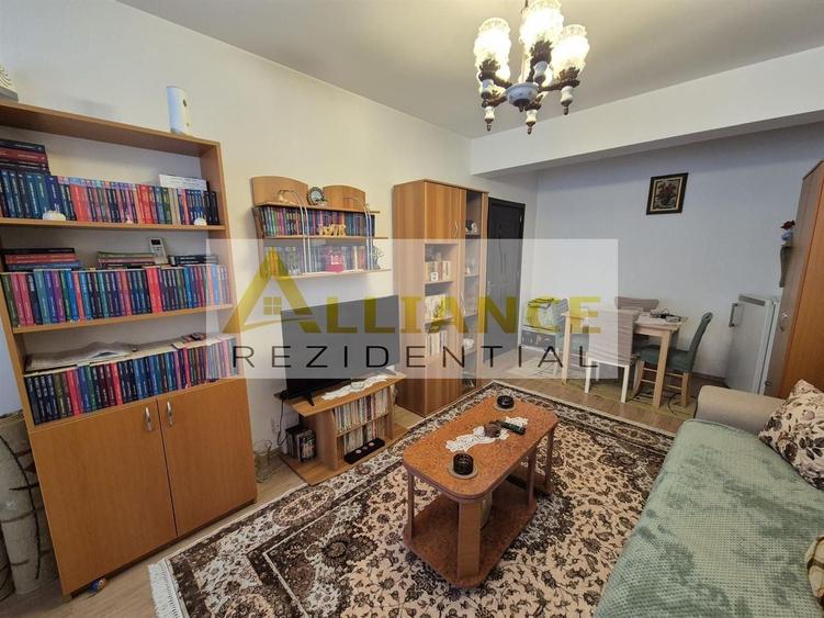 Apartament cu 2 camere decomandat, mobilat în Berceni