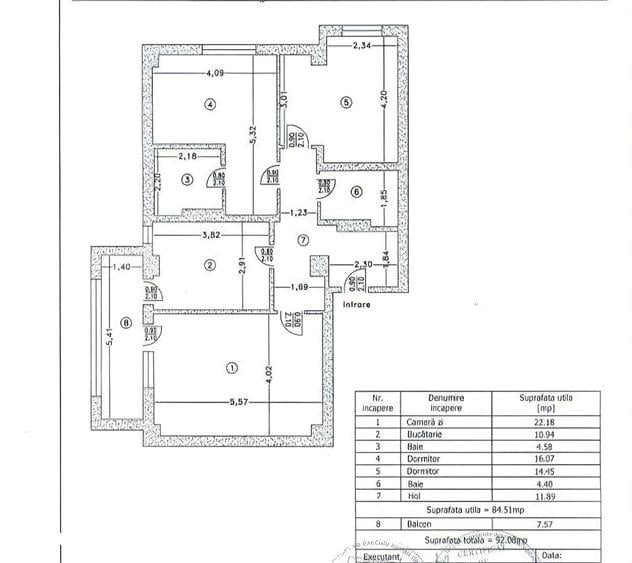 Apartament cu 3 camere decomandat în Central