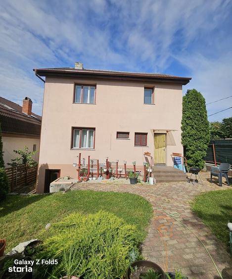 Casă cu 4 camere decomandat cu Teren 514 Mp în Iorga