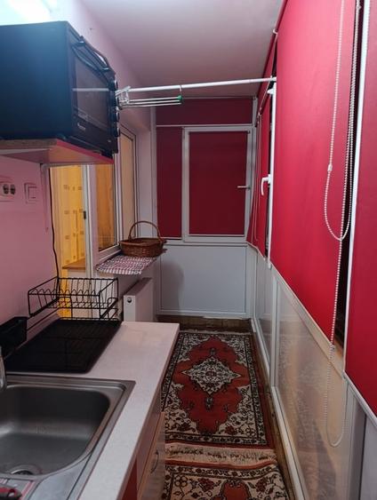 Garsonieră decomandată în Drumul Taberei