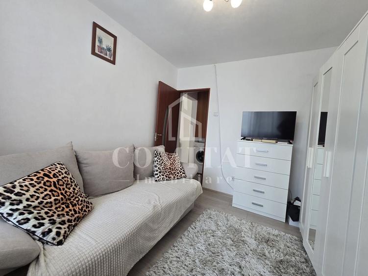 Apartament cu 2 camere semidecomandat, mobilat în Mănăștur