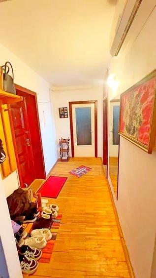 Apartament cu 2 camere decomandat în Soarelui