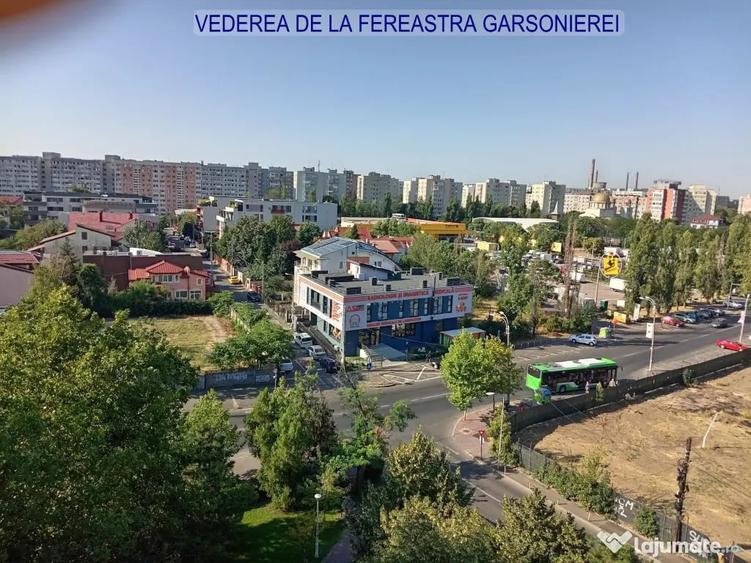 Garsonieră semidecomandată în Est