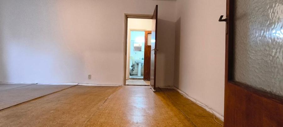 Apartament 3 camere de 63M - 12