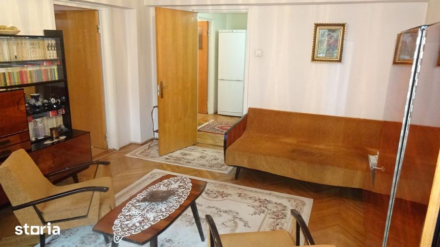 Apartament cu 2 camere în Titu Maiorescu