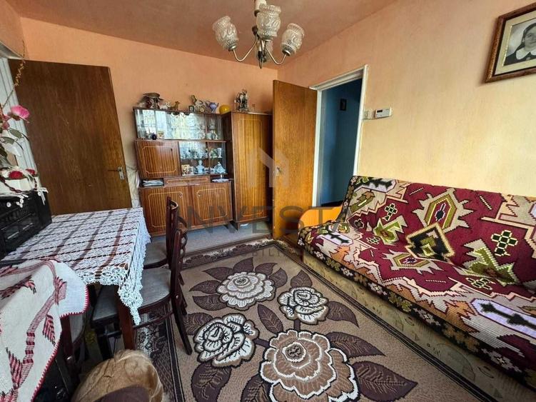 Apartament cu 3 camere semidecomandat, mobilat în Mănăștur
