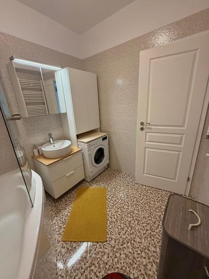 Apartament cu 2 camere semidecomandat în Domenii