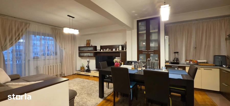 Apartament cu 3 camere în Nufărul