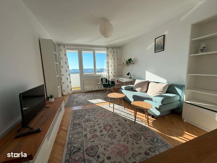 Apartament cu 2 camere decomandat în Central
