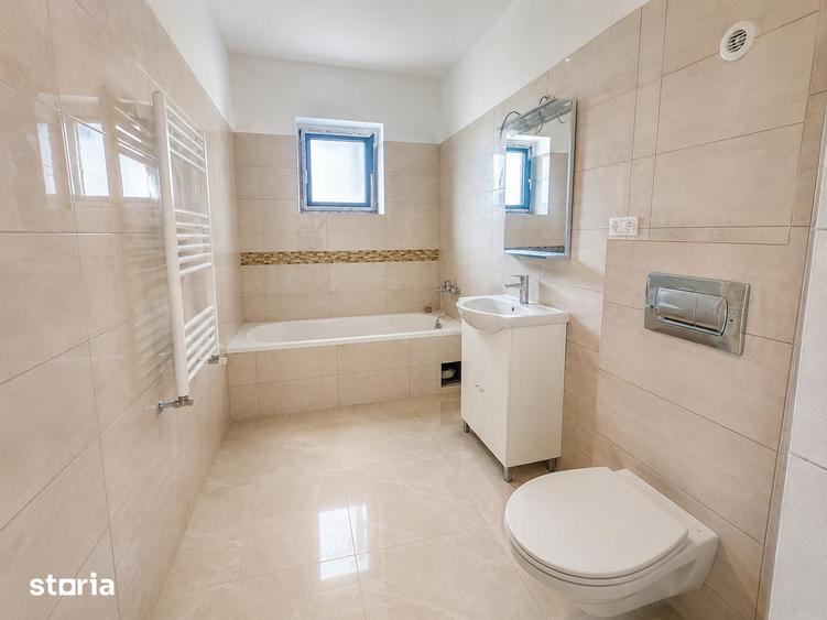 Casa 3 camere Miroslava Ciurbesti, placa de beton + scara interioara - 7