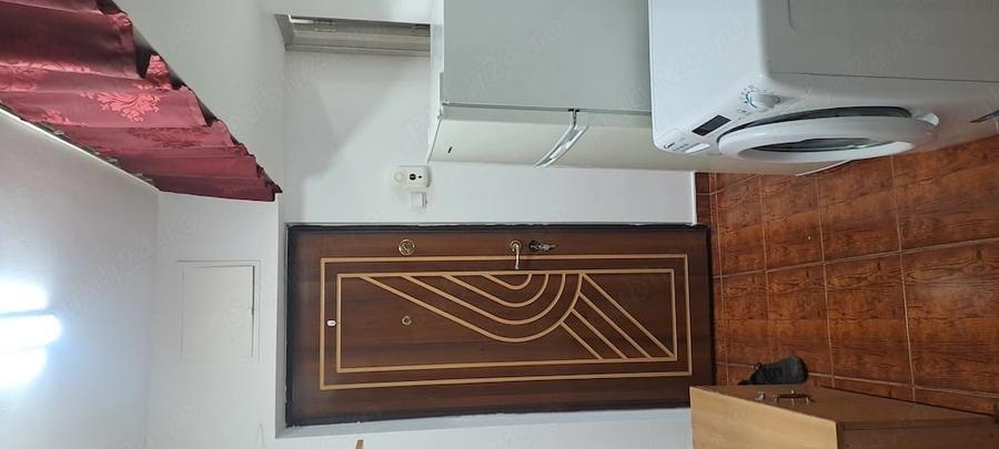 Apartament cu 2 camere semidecomandat în Km 4