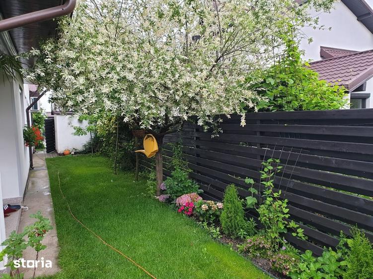 Casă cu 4 camere cu Teren 235 Mp în Corbeanca