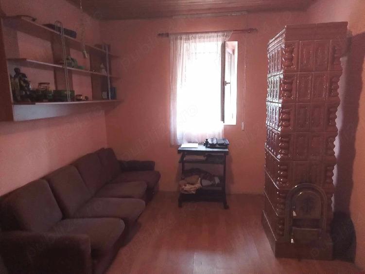 Casă cu Teren 1464 Mp în Vinga