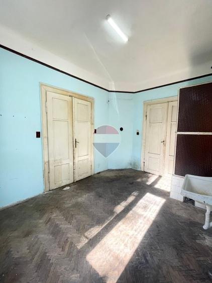 Garsonieră semidecomandată în Central