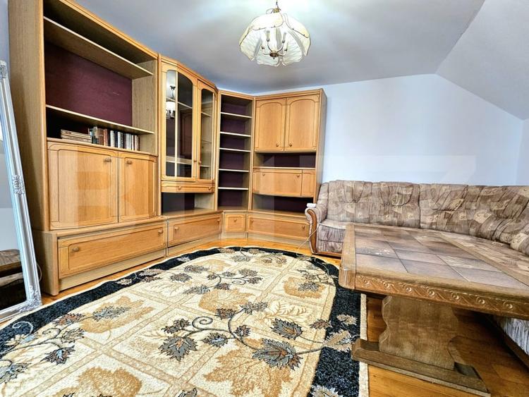 Apartament cu 3 camere decomandat, mobilat în Chișoda