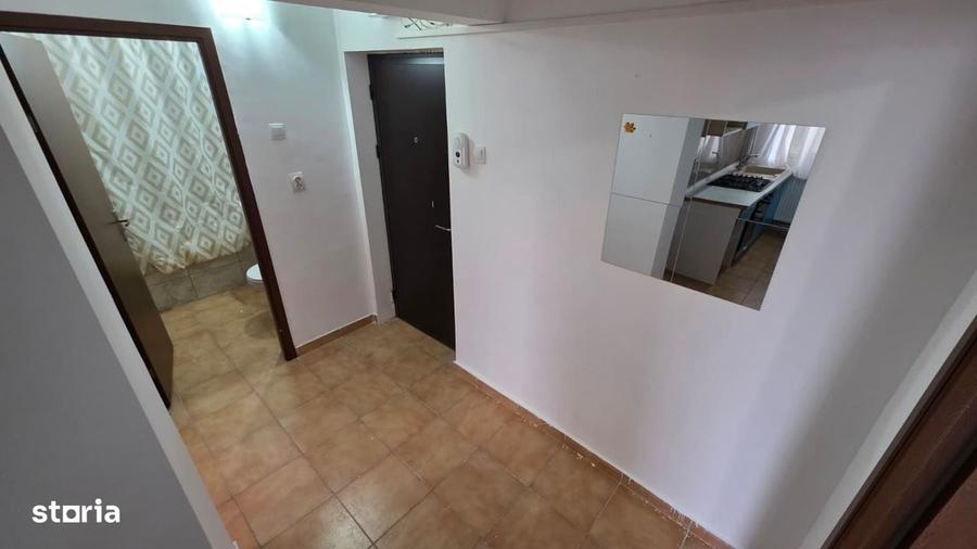 Apartament cu 2 camere decomandat în Sud