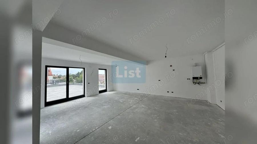 Apartament cu 2 camere decomandat în Est