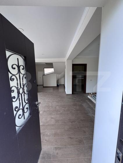 Casă individuală cu 4 camere cu Teren 600 Mp în Păulești