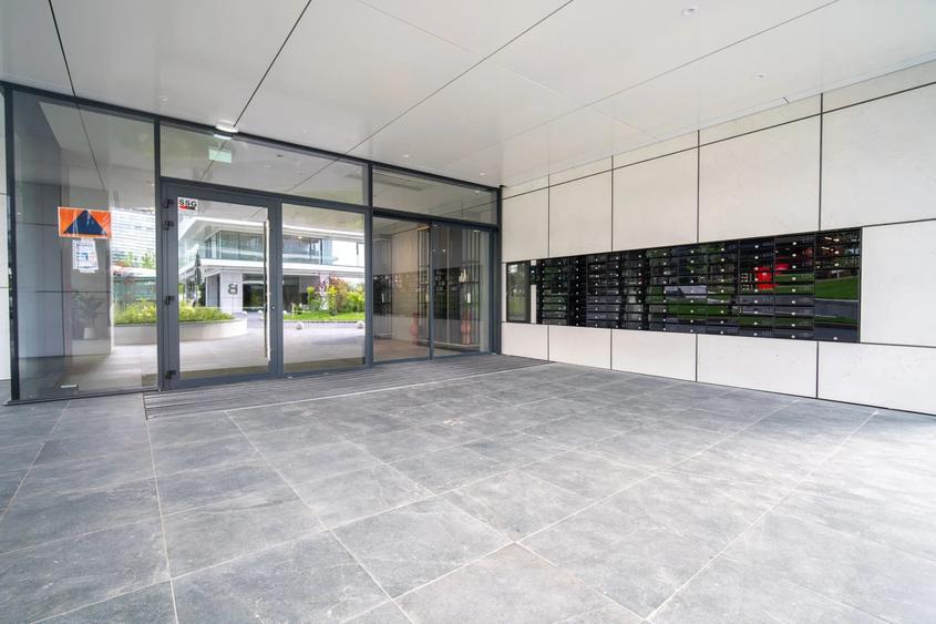 Apartament cu 3 camere decomandat în Floreasca