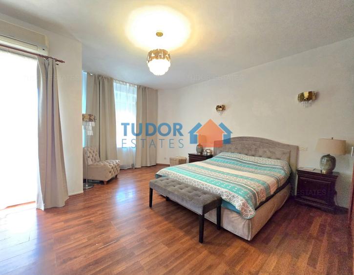 Duplex cu 6 camere cu Canalizare în Pipera