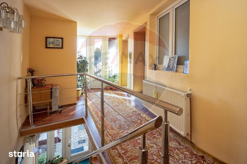 Casă cu 4 camere cu Teren 60 Mp în Bartolomeu