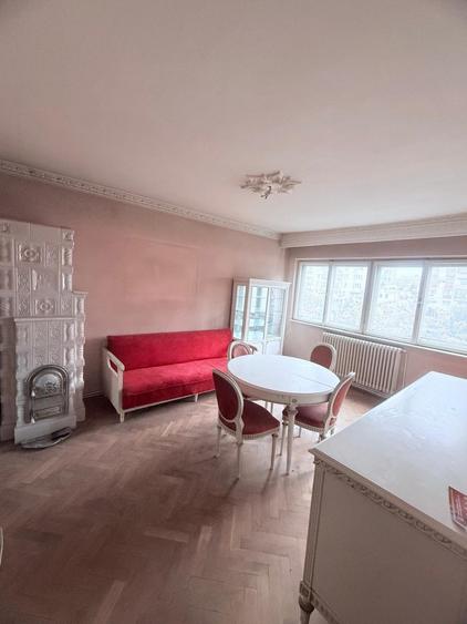 Apartament 3 camere, etaj 3, pret 79.900 euro, Centru - 1